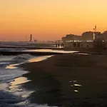 Appartamento Giallo - Over The Rainbow Apartaments - Lido Di Jesolo - 4 Posti Letto